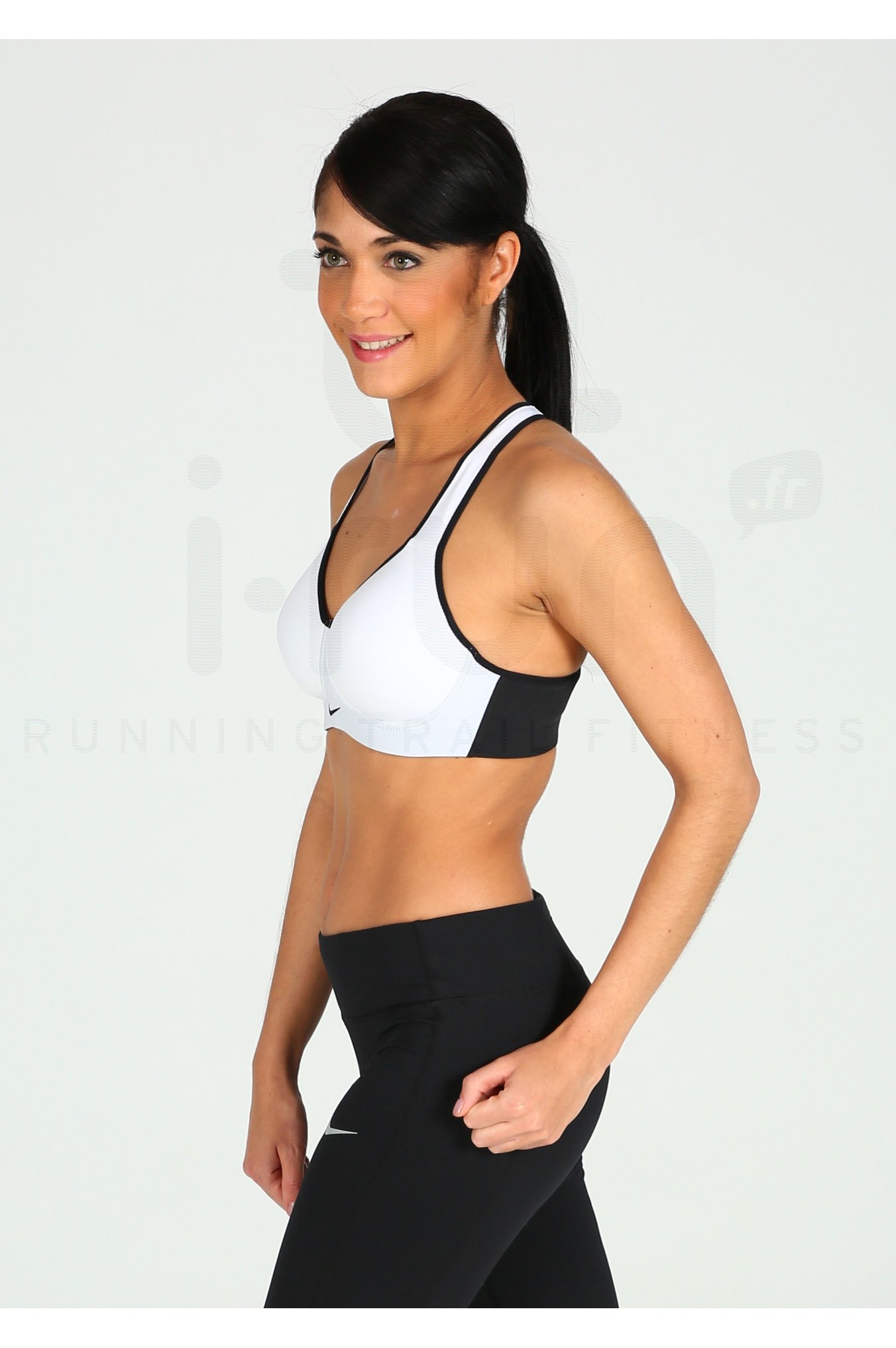 Nike Pro Rival 
