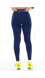 Nike Pro Sculpt