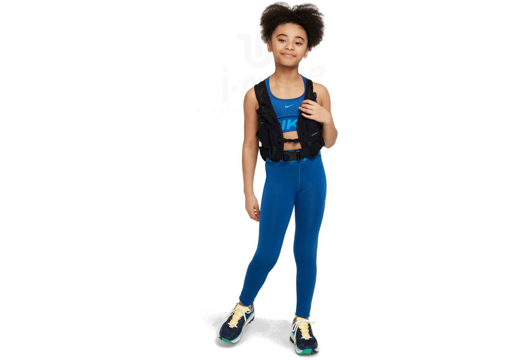 Nike Pro Swoosh