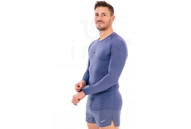 Nike Pro M