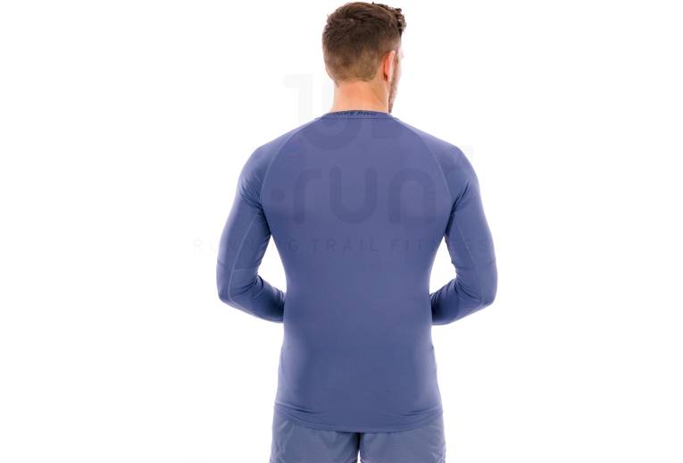 Nike Pro M