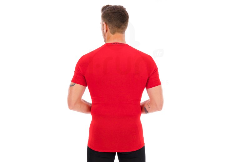 Nike - Chaussures de course Frozenshield -> Sapatos de corrida Frozenshield
- Veste imperm�able Speedcross -> Casaco imperme�vel Speedcross
- Casquette Air Zoom -> Bon� Air Zoom