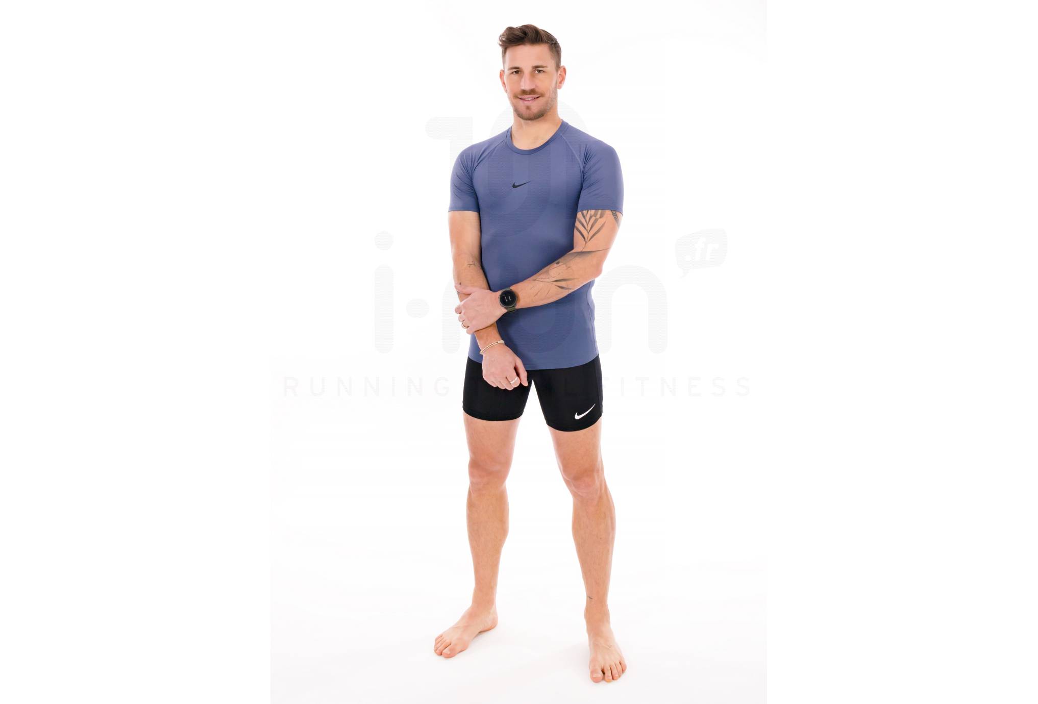 Nike Pro M