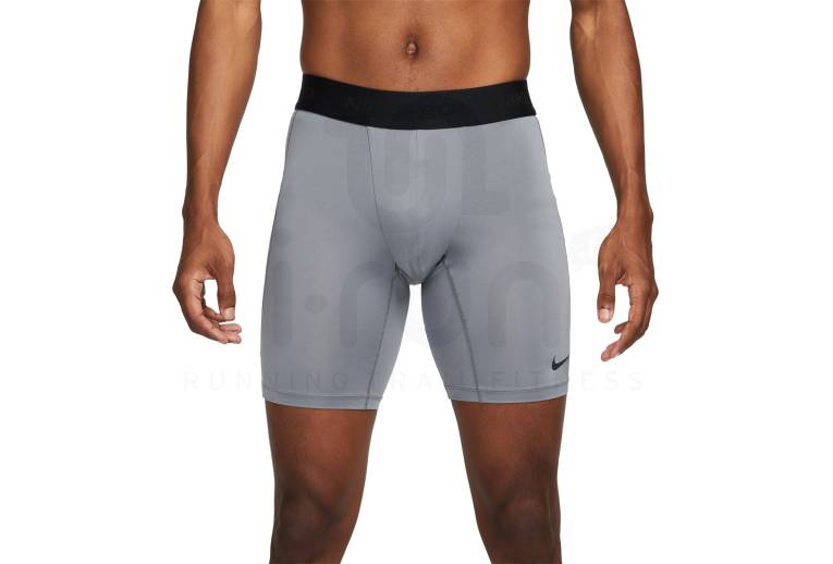 Nike Pro