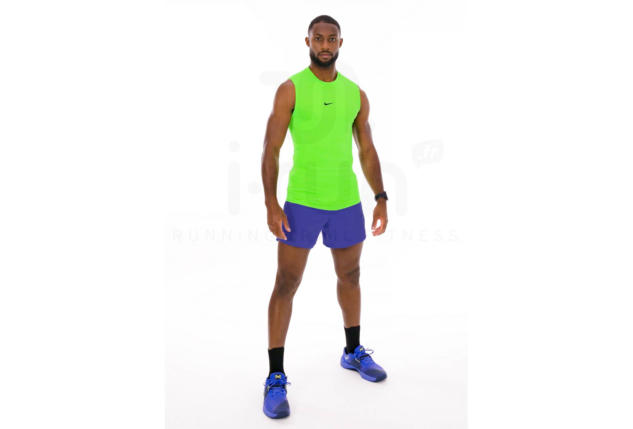 Nike Pro M