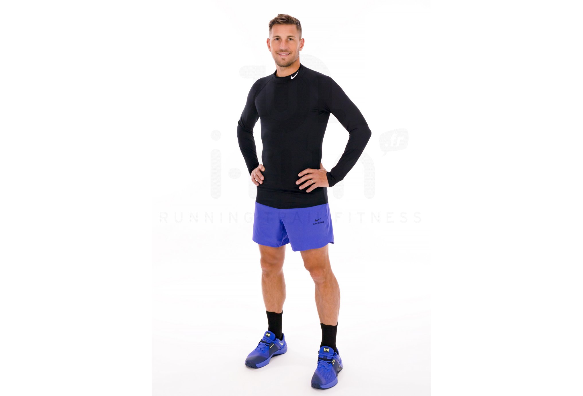 Nike Pro M