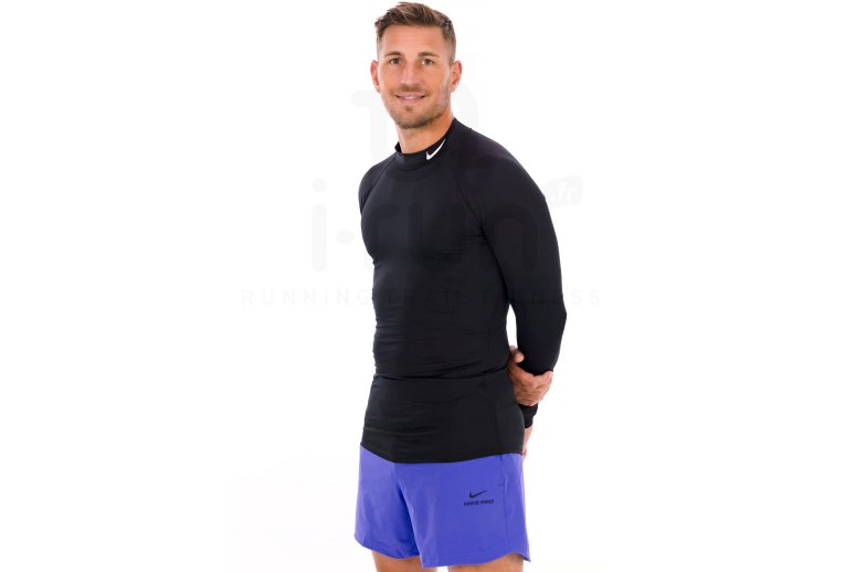 Nike Pro M