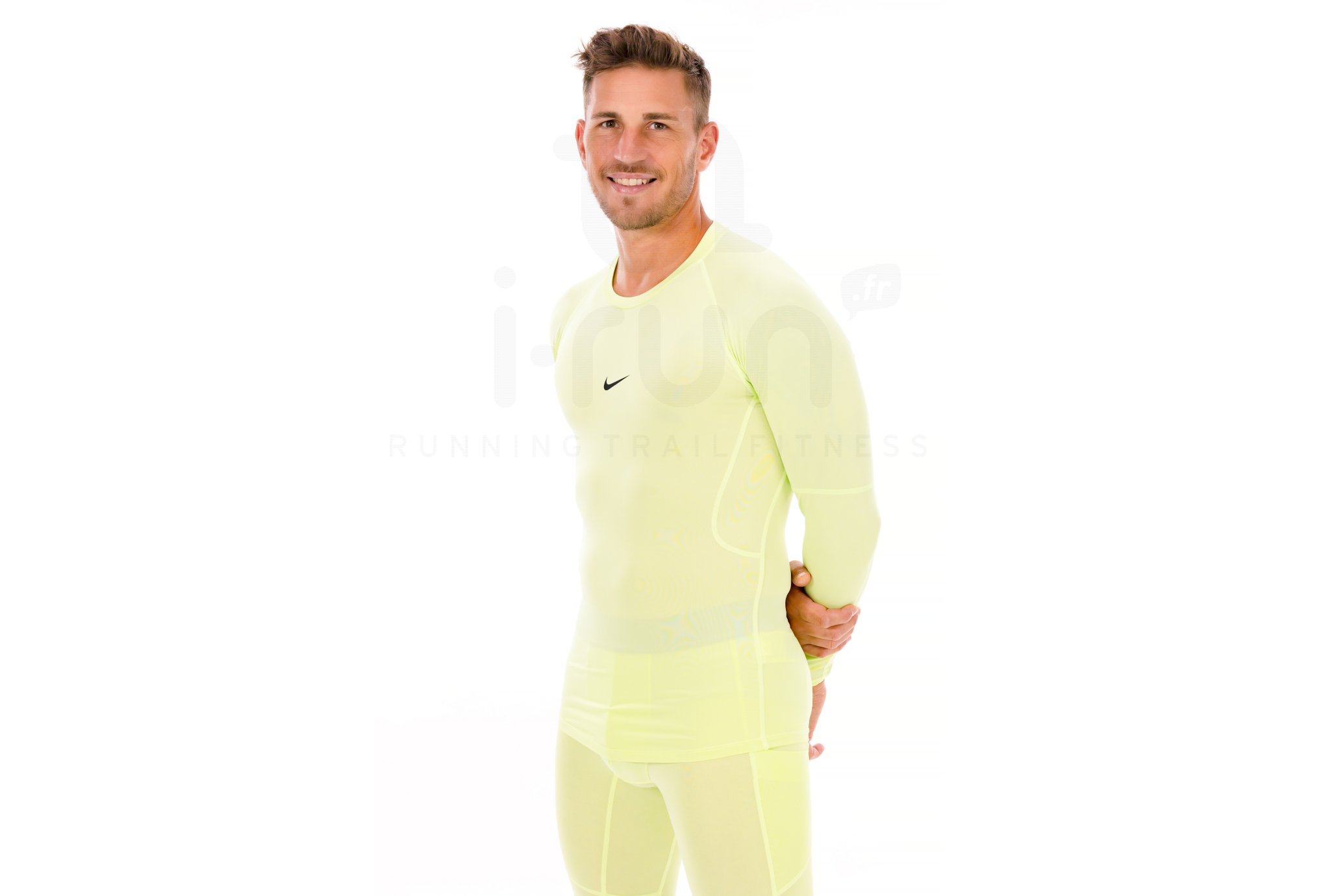 Nike Pro M