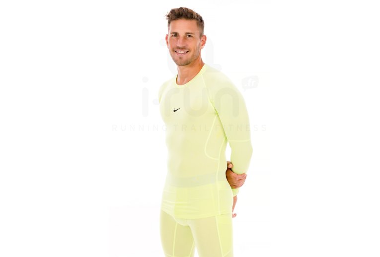Nike Pro M