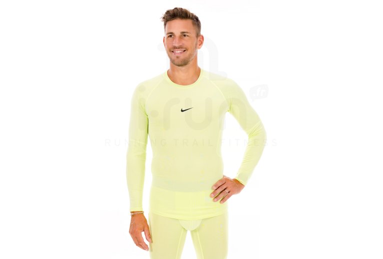 Nike Pro M
