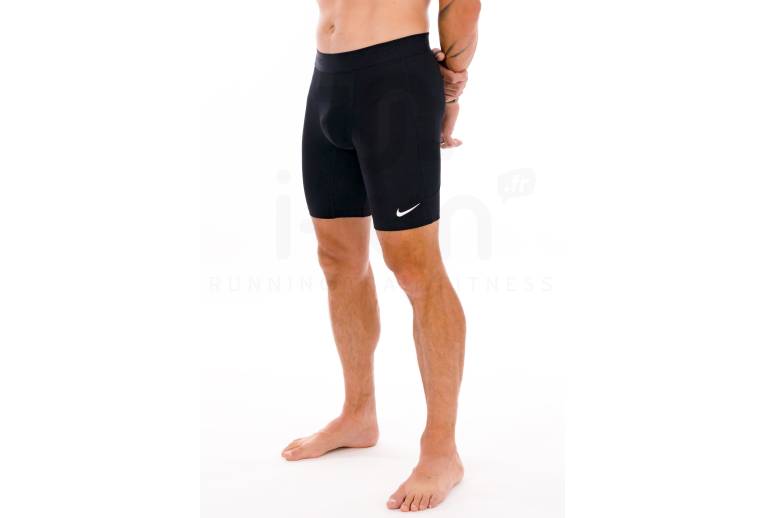 Nike Pro M