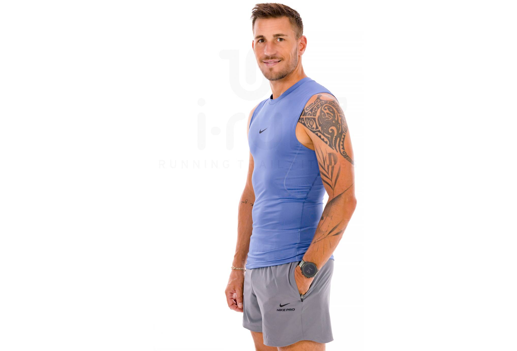 Nike Pro