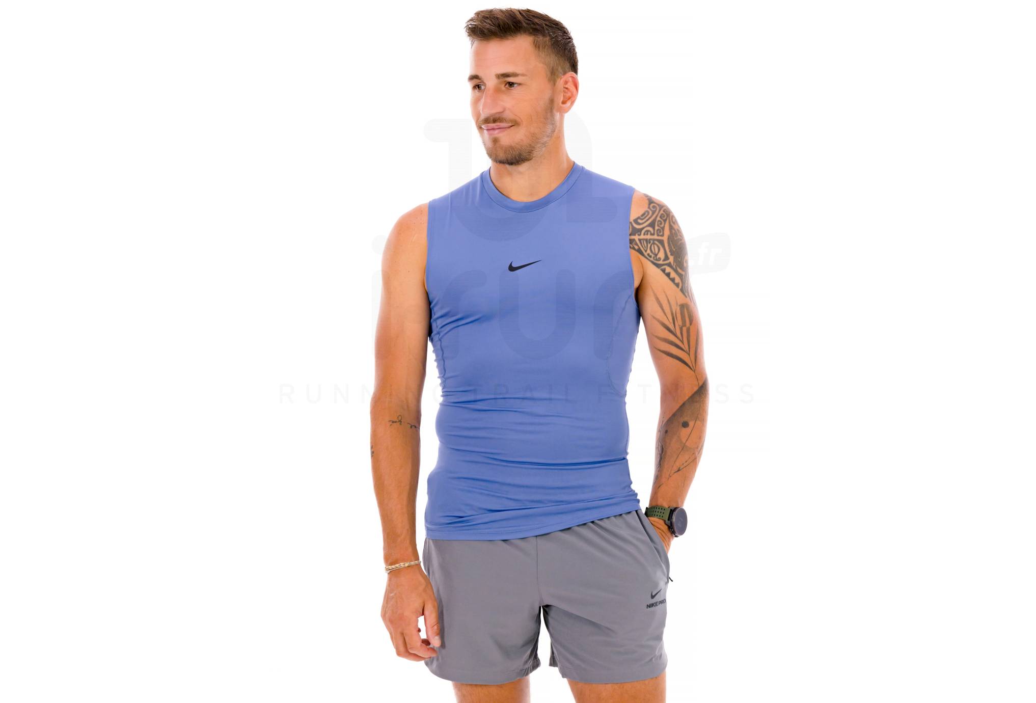 Nike Pro