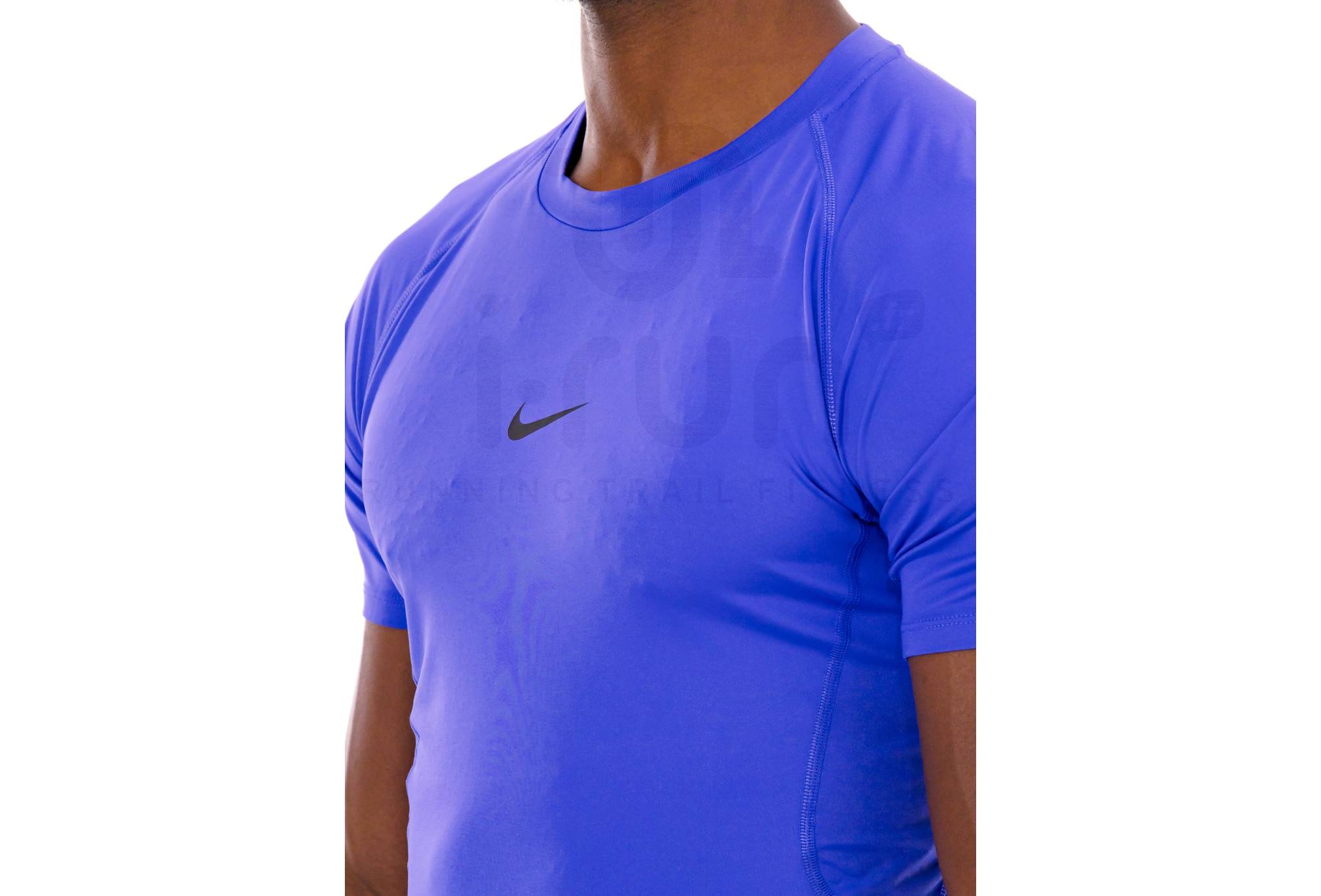 Nike Pro M