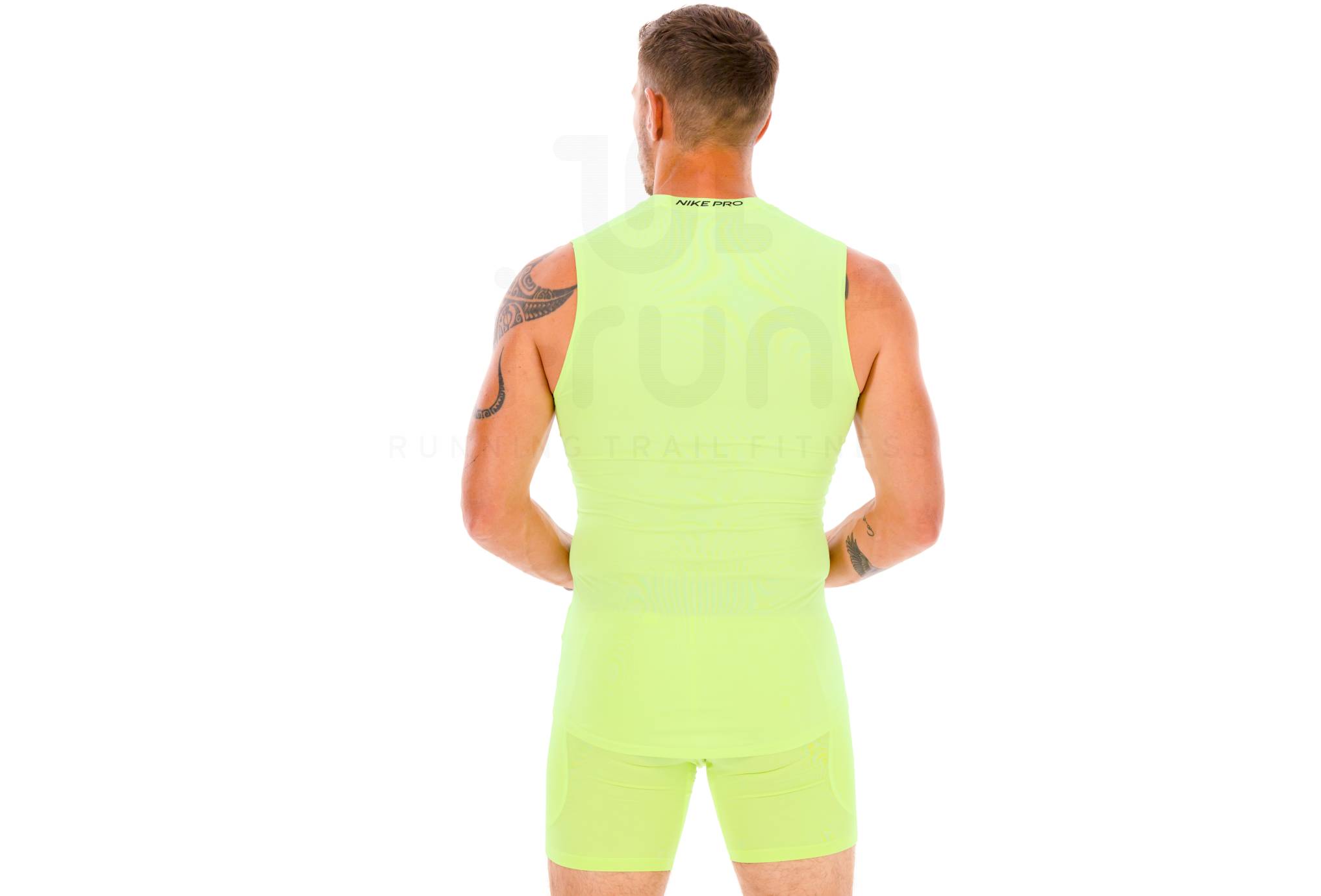Nike Pro M