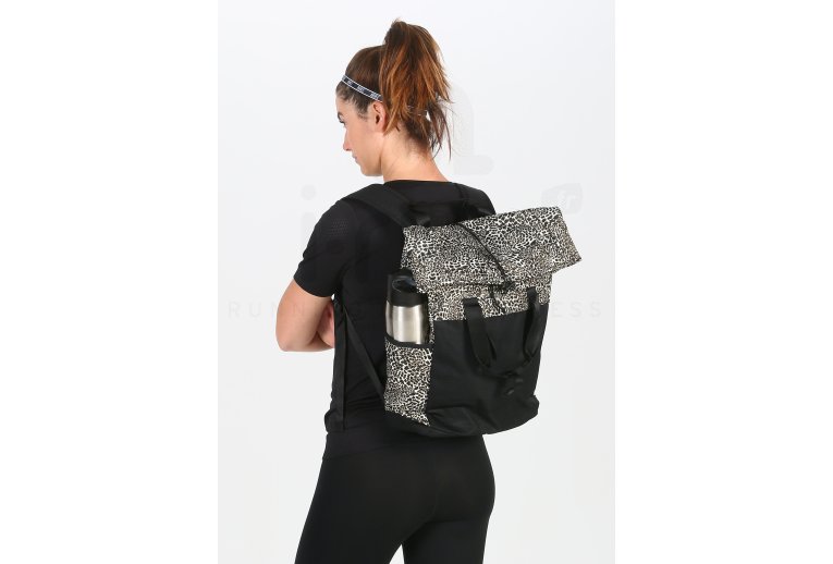 Nike Radiate AOP W 