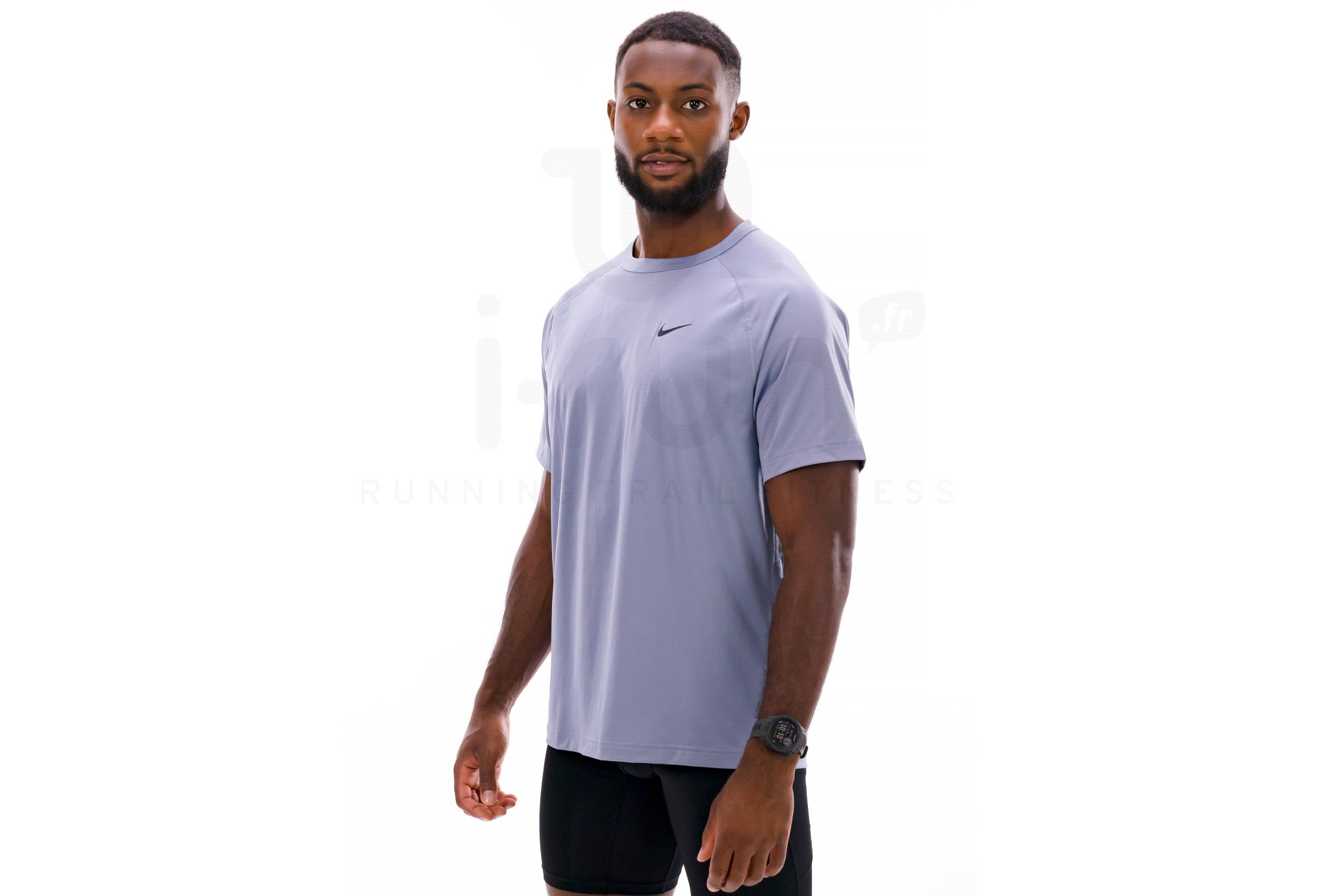Nike Ready M