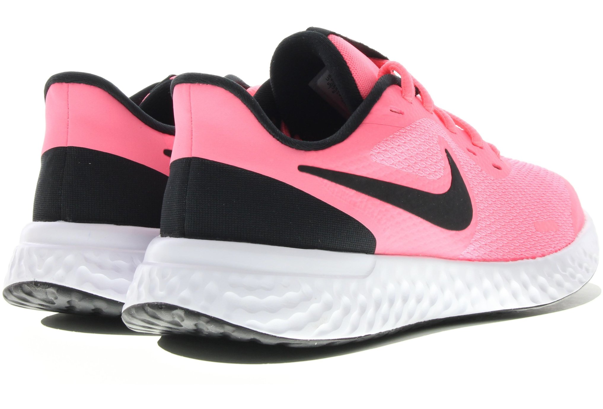 Nike Revolution 5