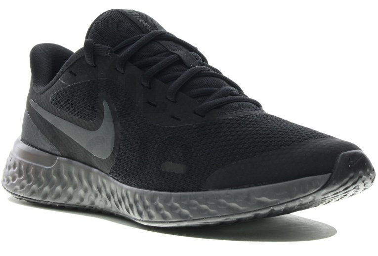 Nike Revolution 5