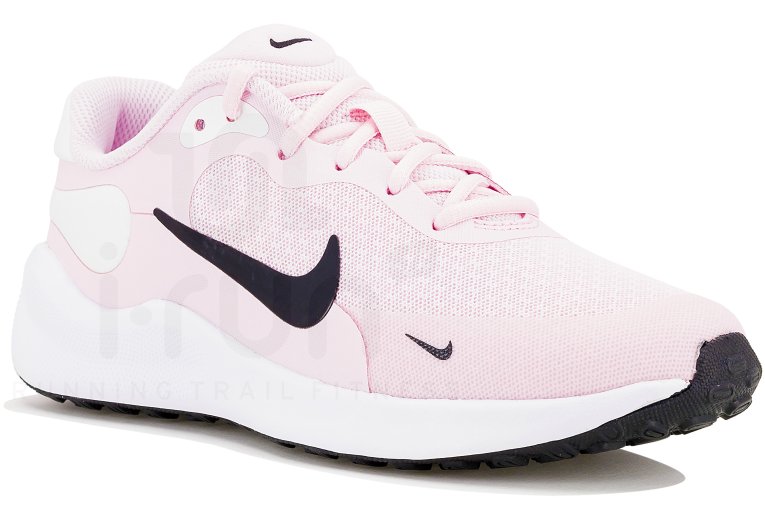 Nike Revolution 7