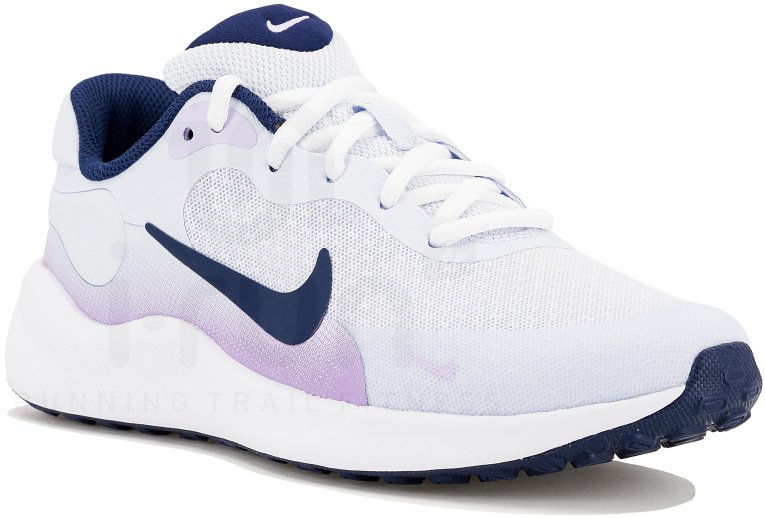Nike Revolution 7
