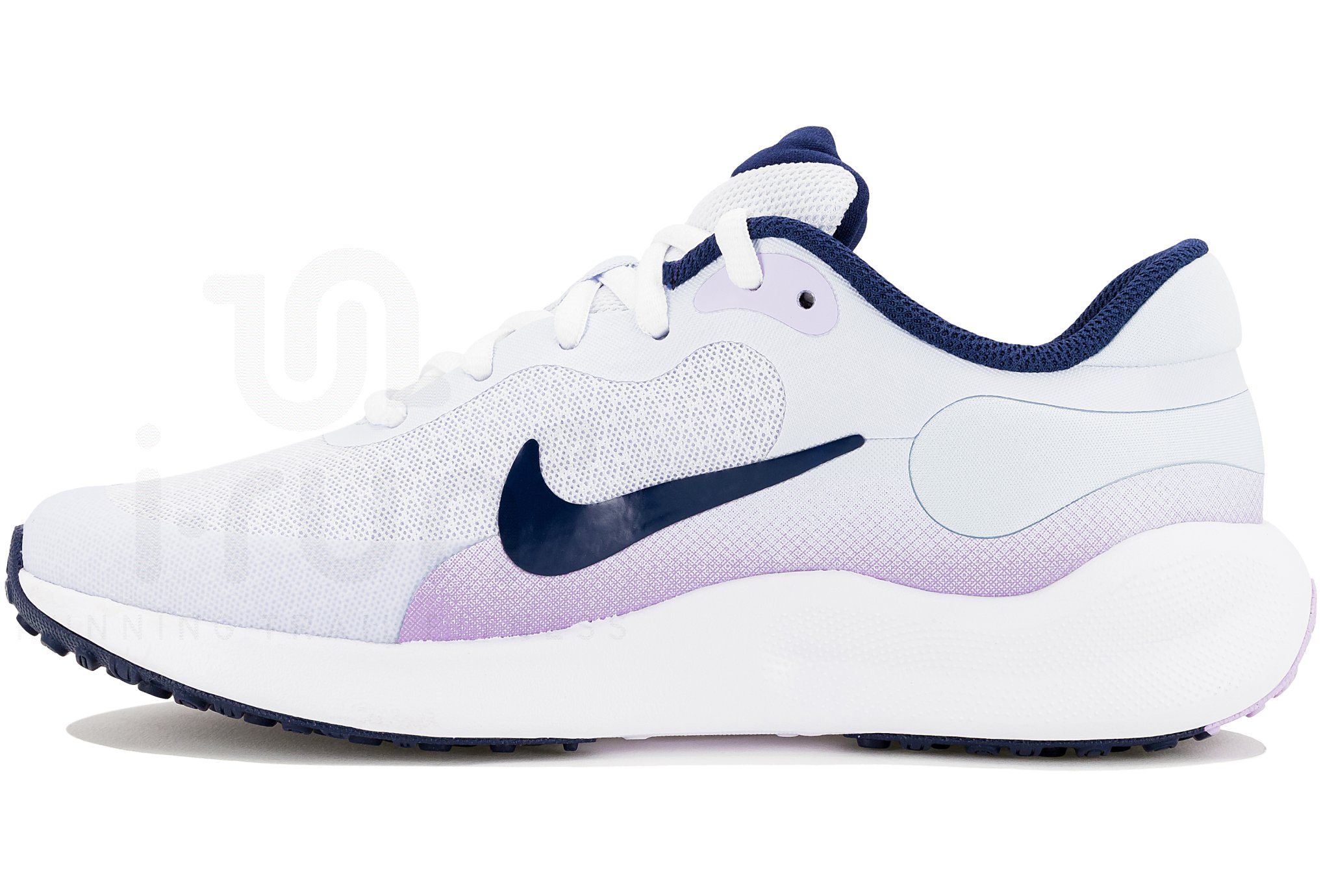 Nike Revolution 7