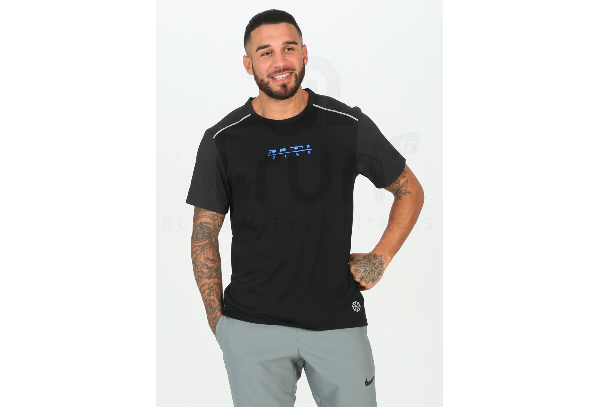 Nike camiseta manga corta Rise 365