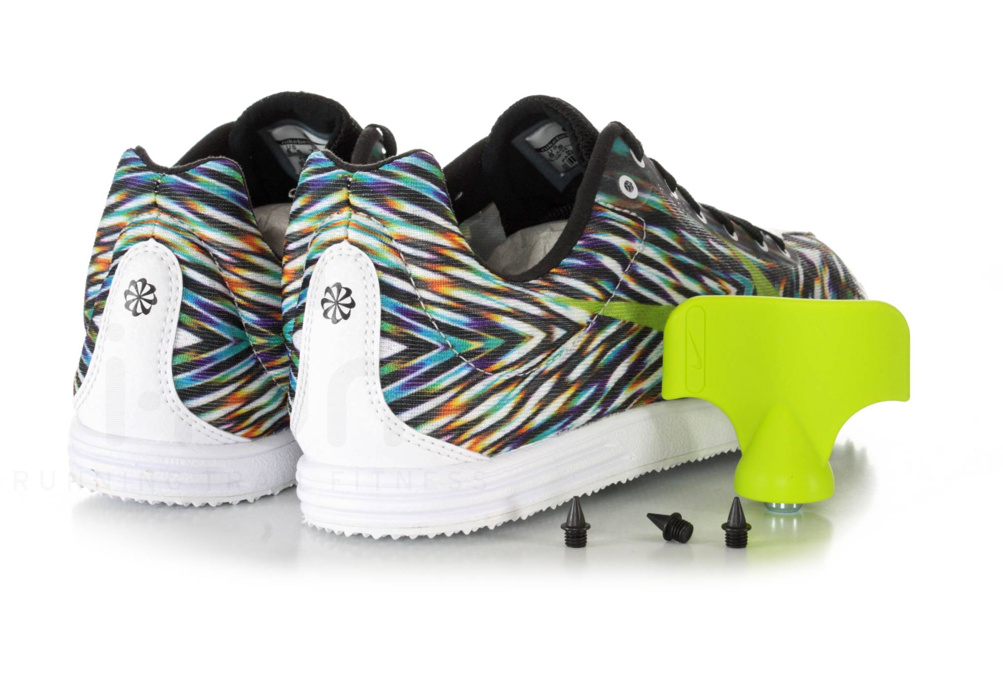 Nike Rival D8 M