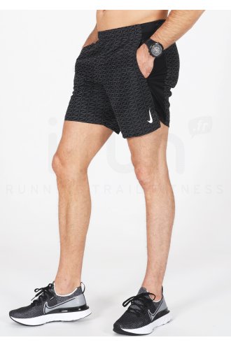 Nike Run Division Challenger M 