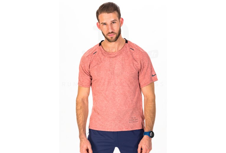 Nike Run Division Pinnacle