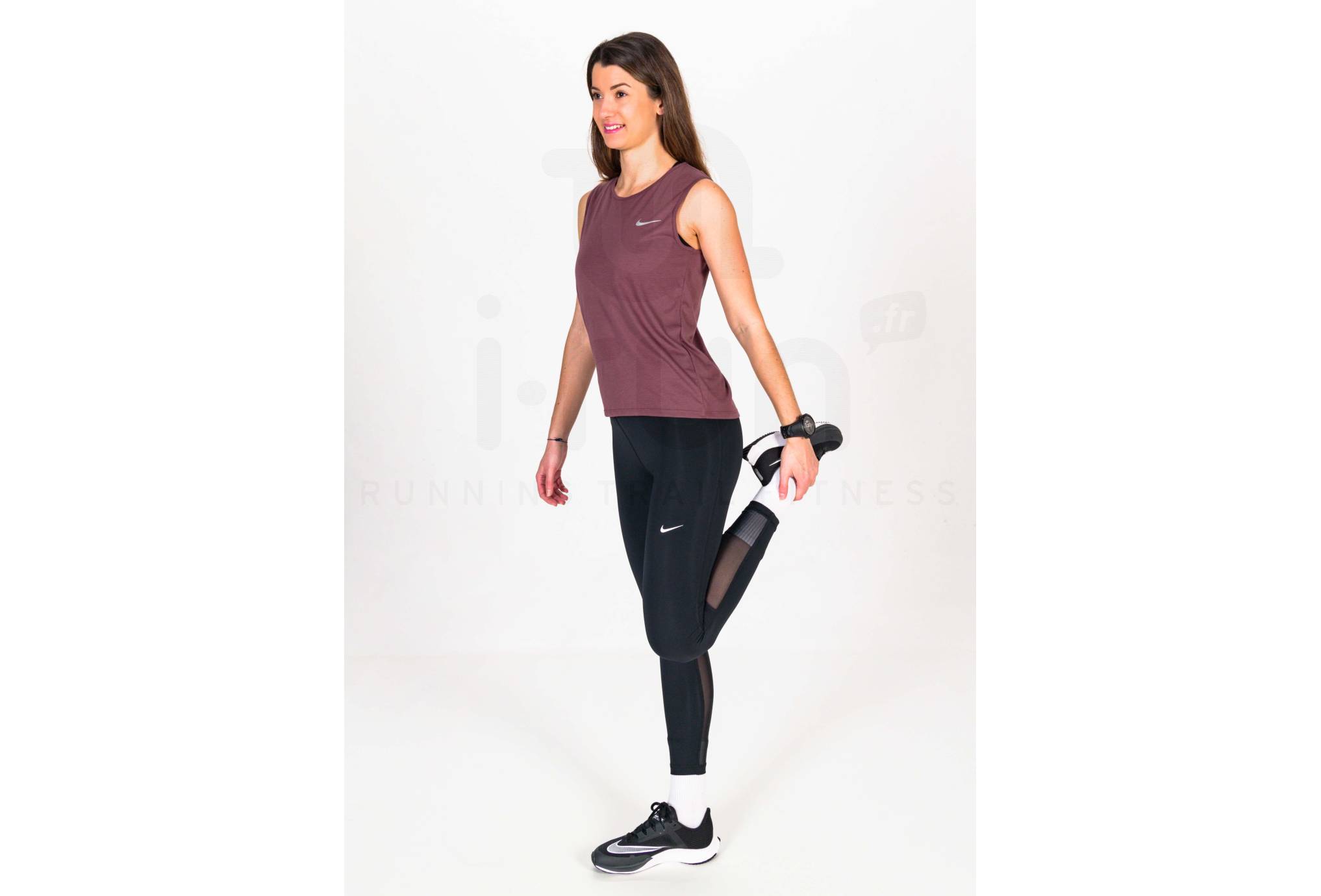 Nike Run Division W