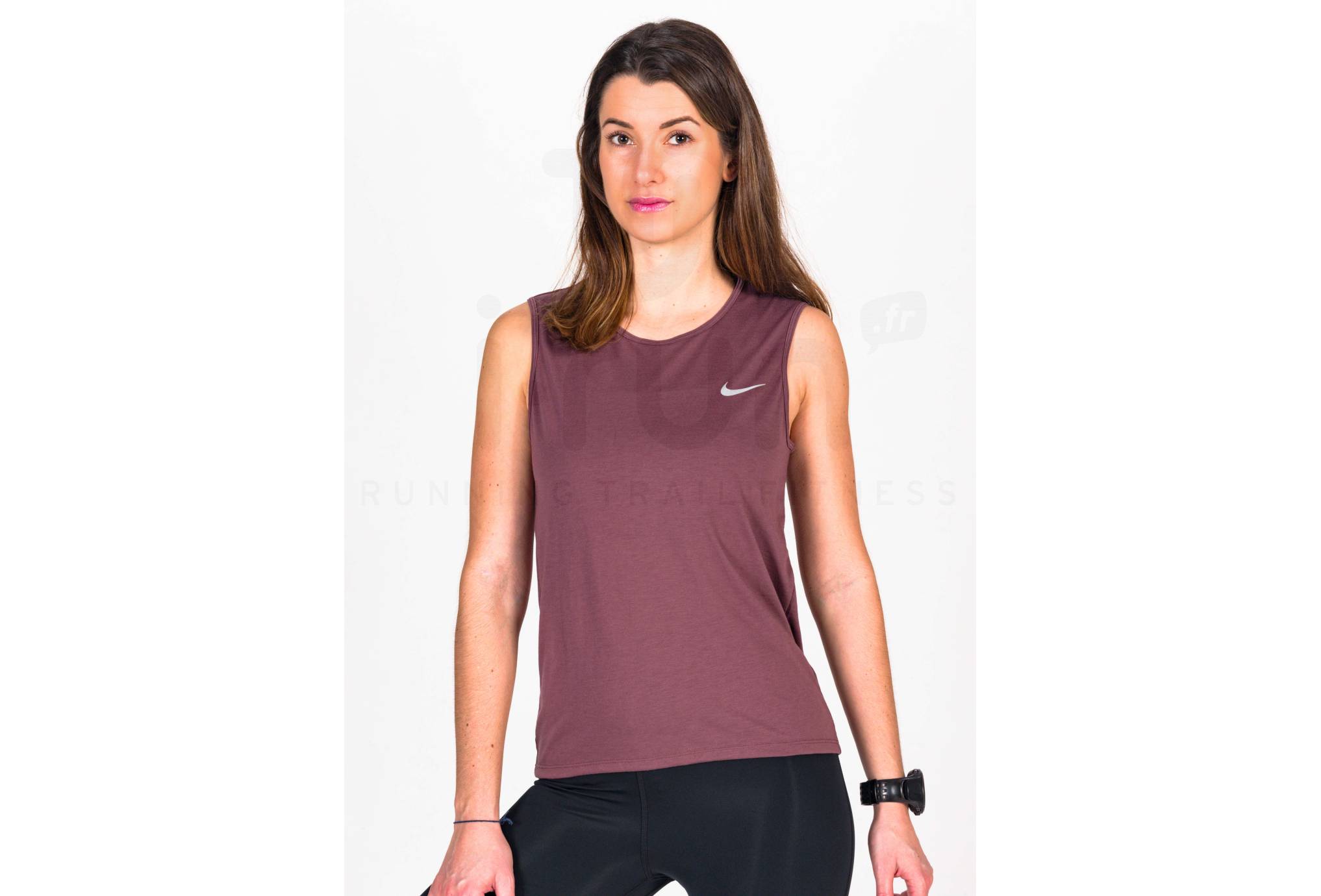 Nike Run Division W
