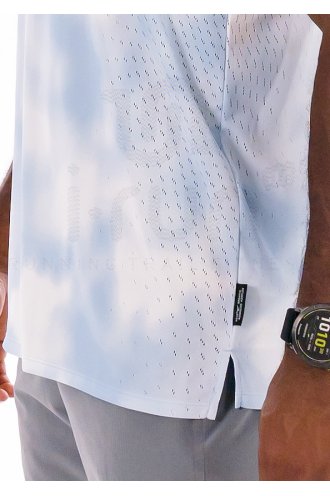 Nike Running Division Breathe 