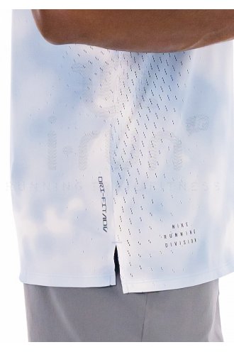 Nike Running Division Breathe 