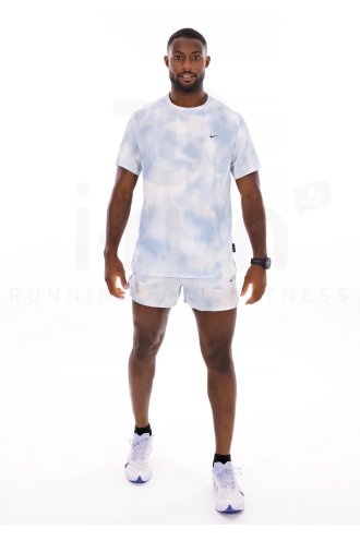 Nike Running Division Breathe 