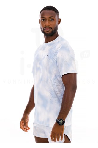 Nike Running Division Breathe 