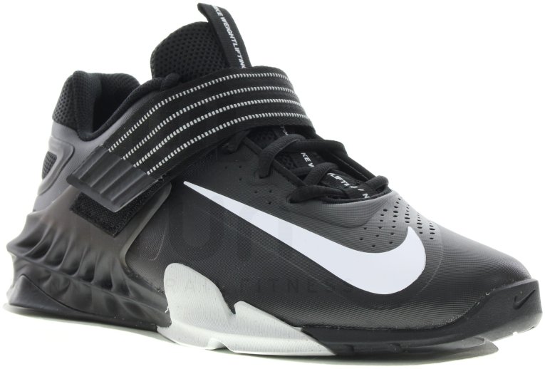 Nike Savaleos