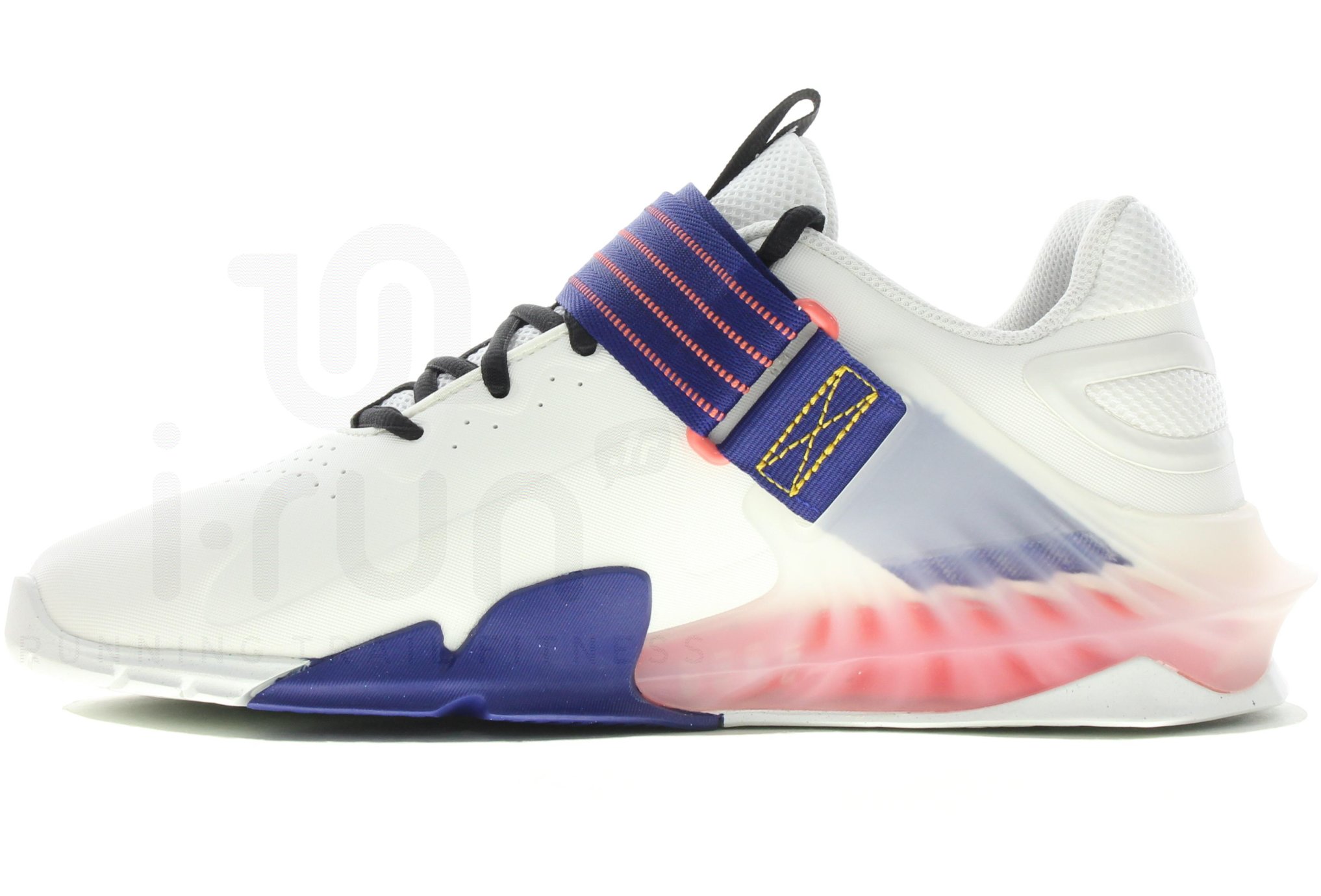 Nike Savaleos