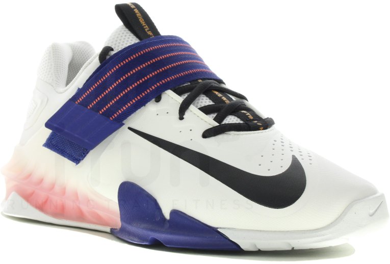 Nike Savaleos