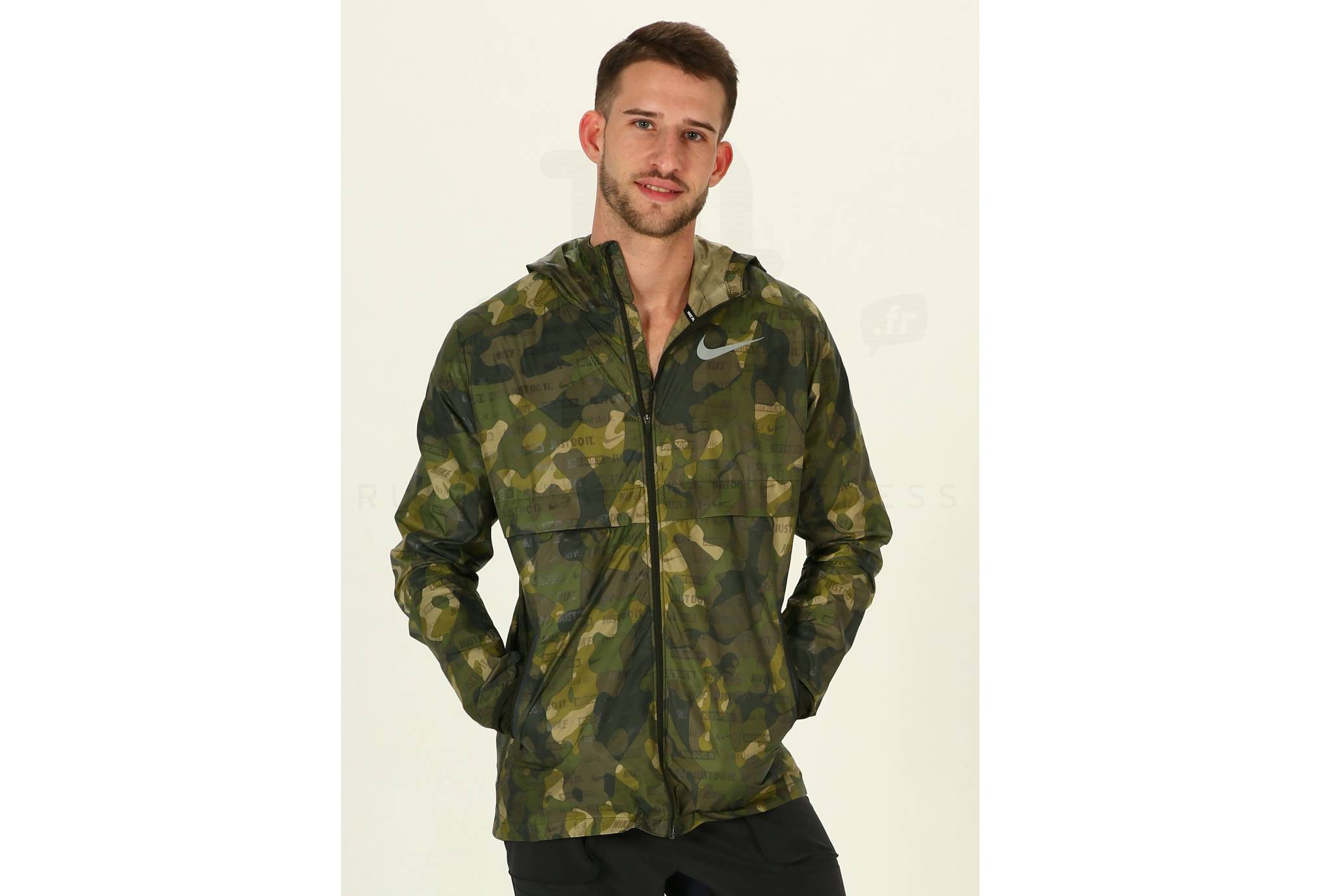 Nike Shield Ghost Flash M homme - Coupe-vents & vestes pas cher 