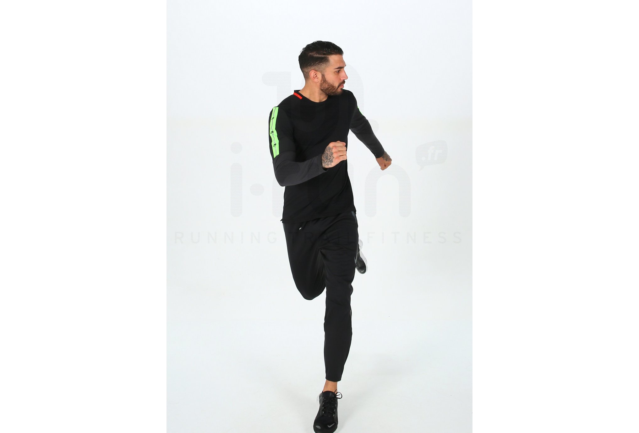 Nike pantal�n Shield Swift