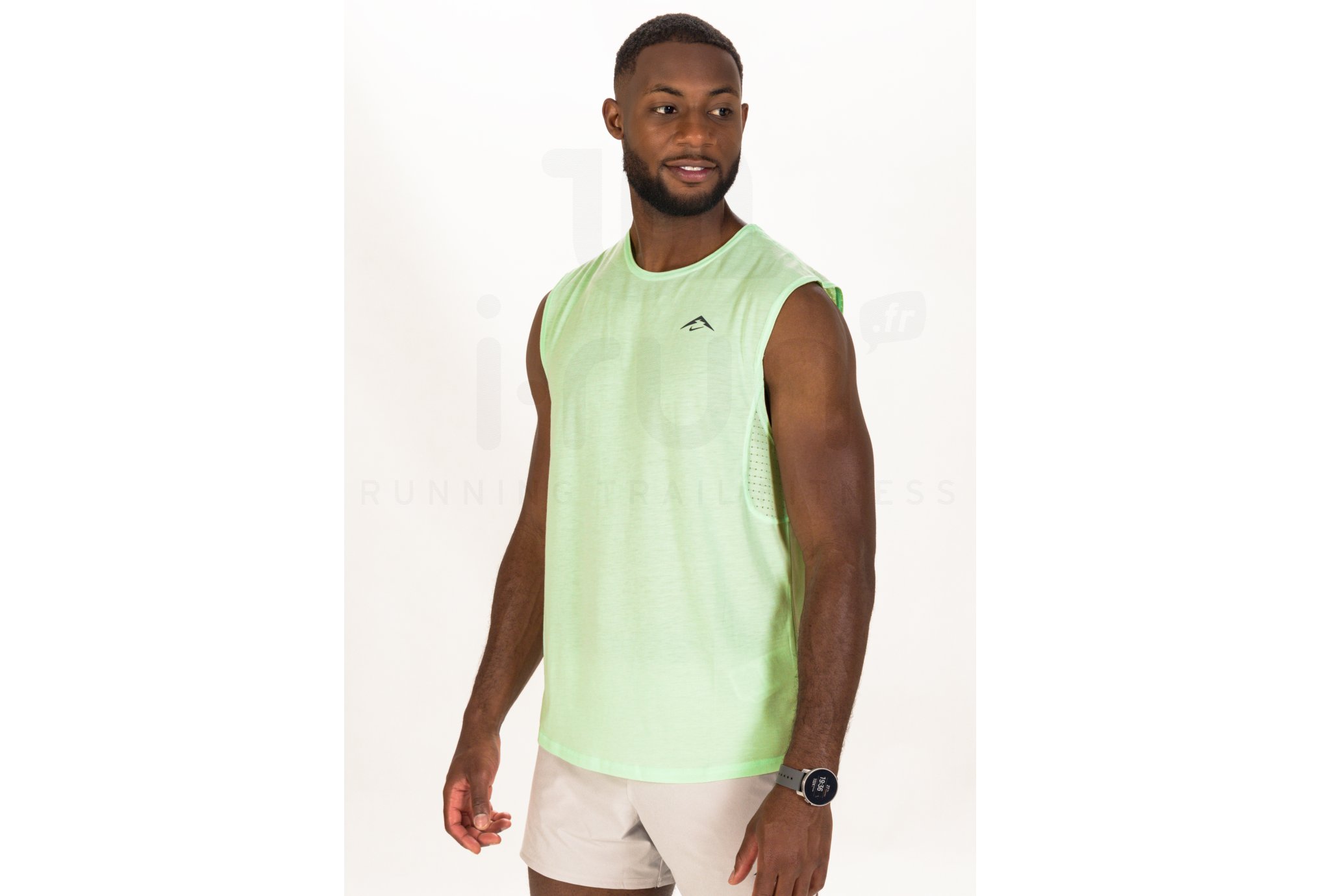 Nike Solar Chase M