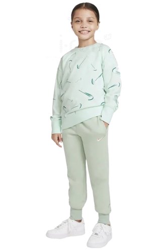 Nike Sportswear Club 