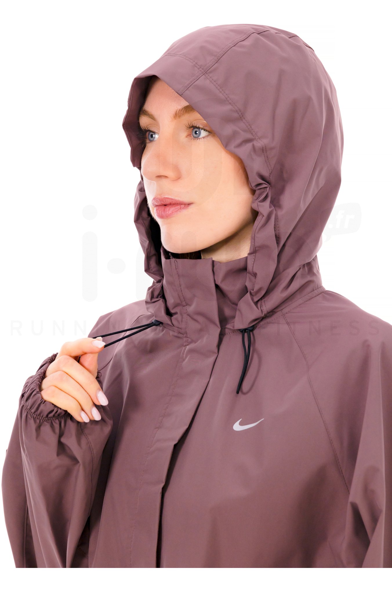 Nike Storm-FIT Swift 