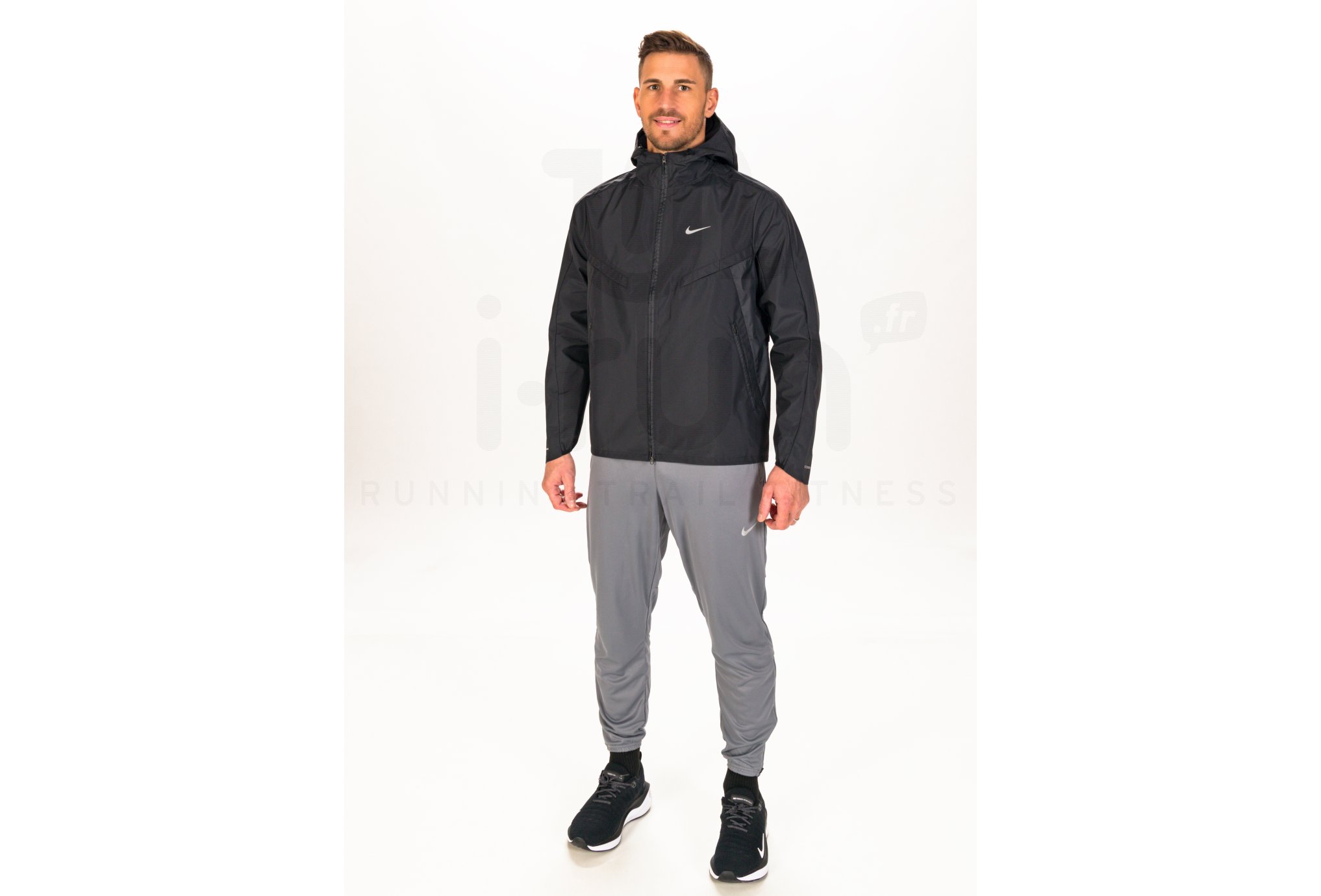 Nike Storm-FIT Windrunner