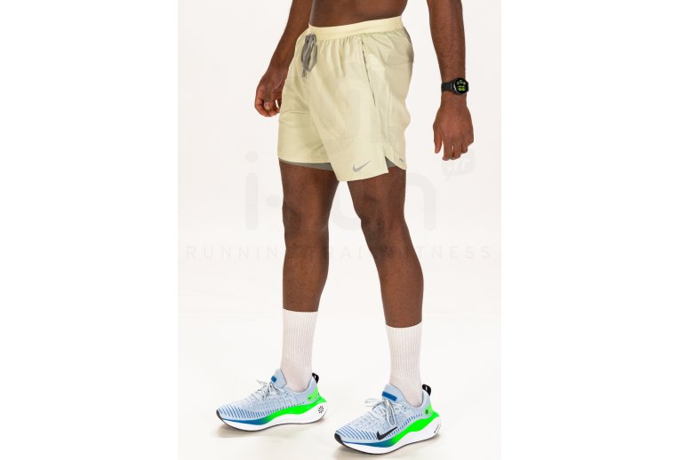 Nike pantal�n corto Stride 2 en 1