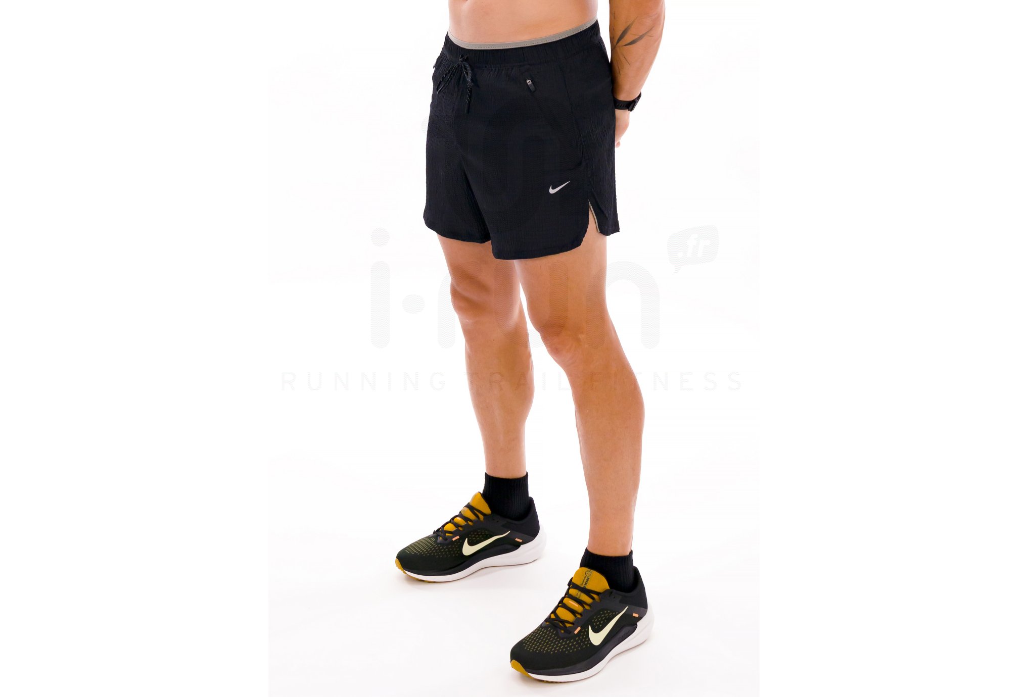 Nike Stride Run Division M