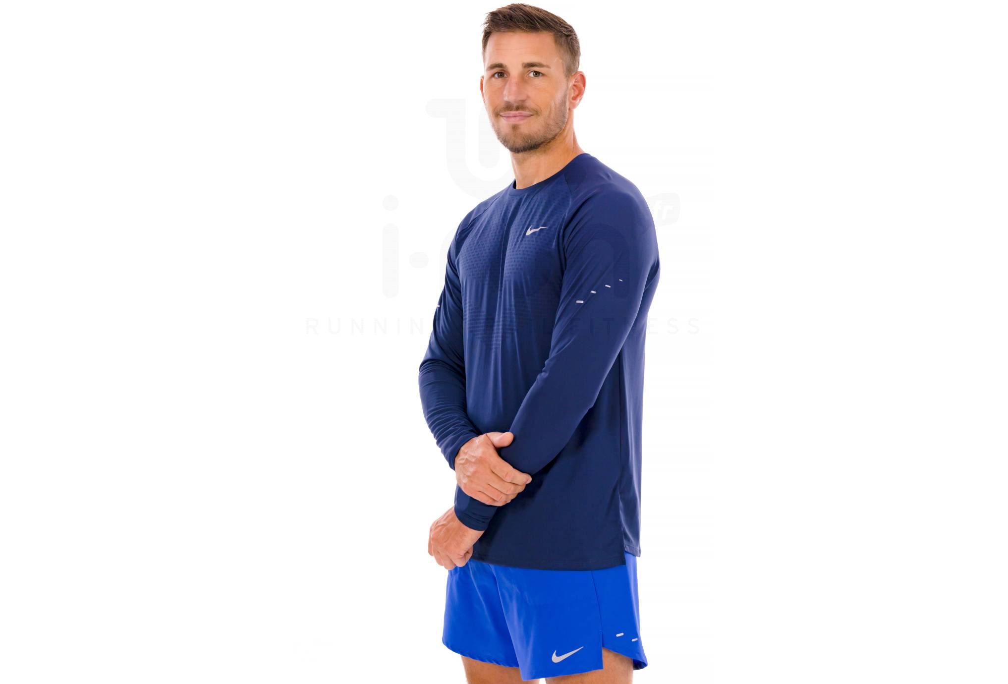 Nike Falcata
