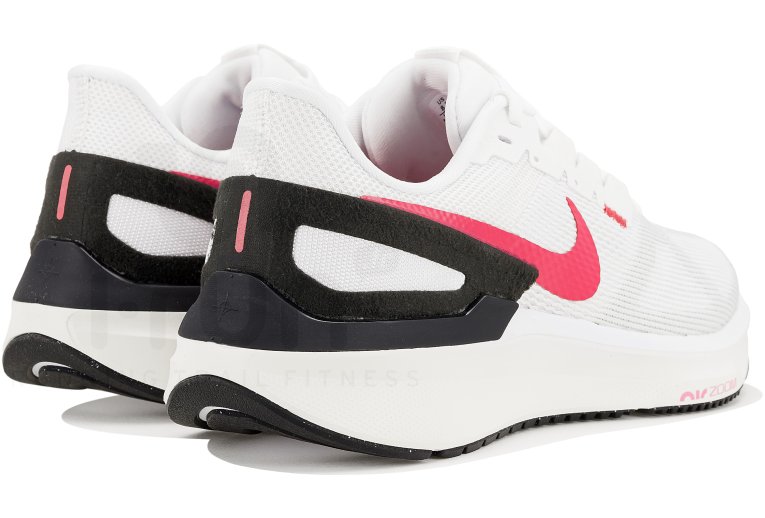 Nike Structure 25 