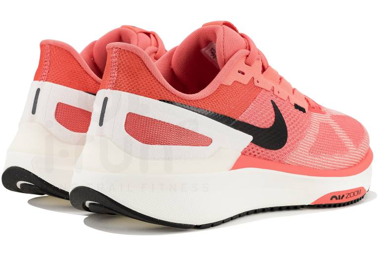 Nike Structure 25 